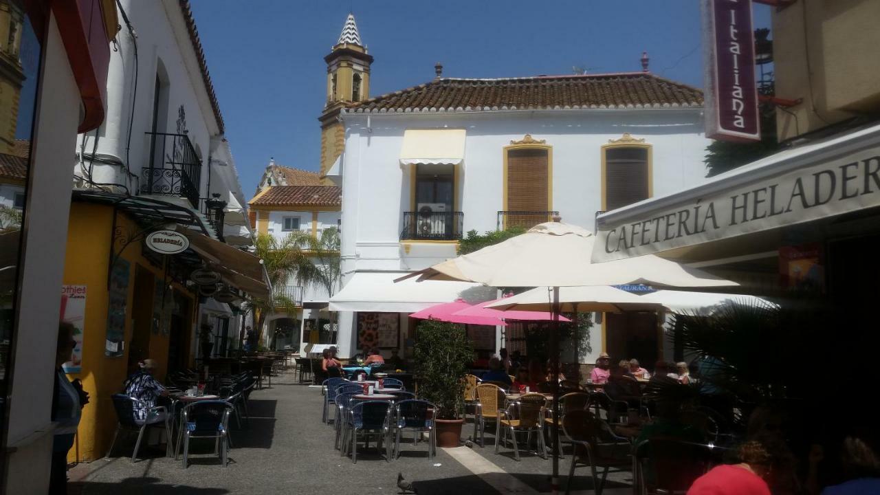 Puerto Deportivo Естепона Екстер'єр фото