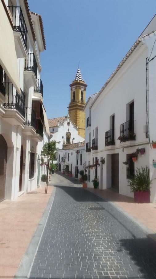 Puerto Deportivo Естепона Екстер'єр фото
