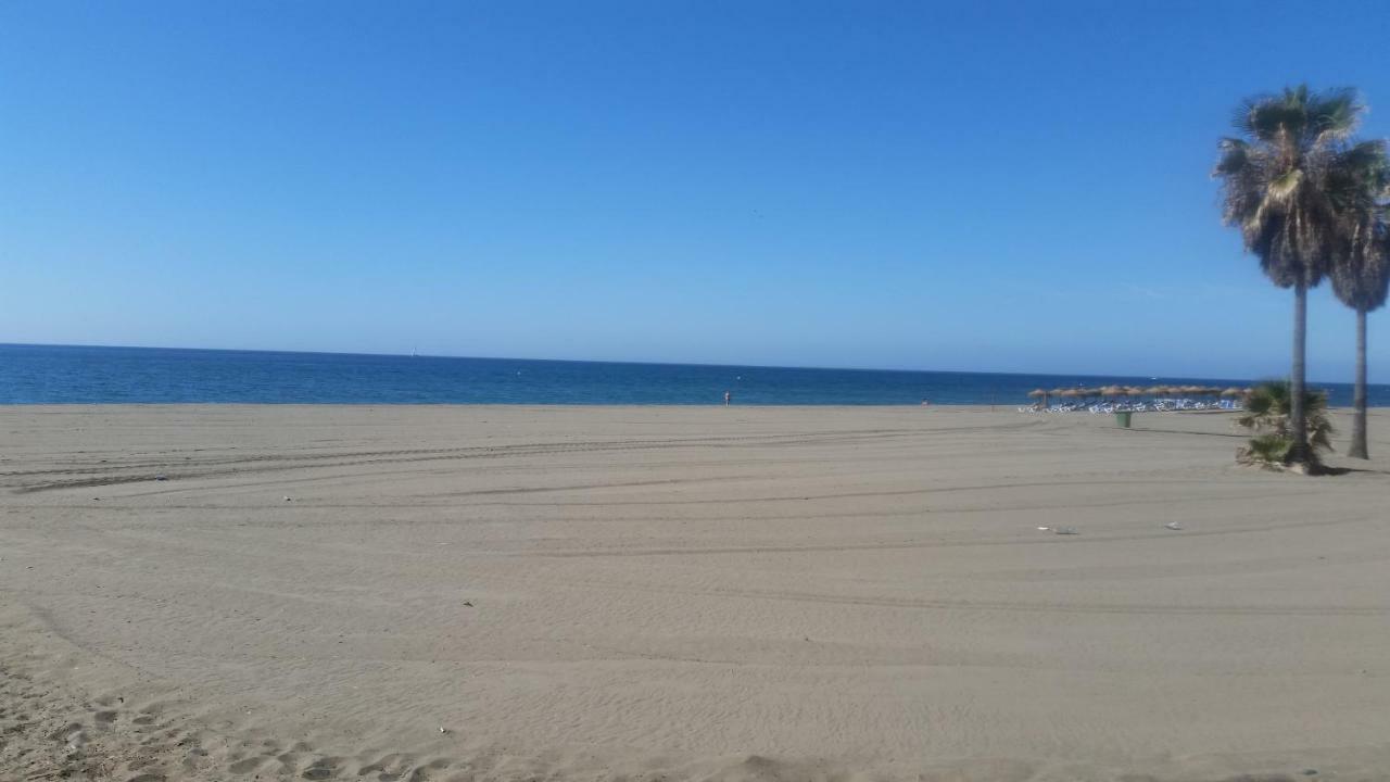 Puerto Deportivo Естепона Екстер'єр фото