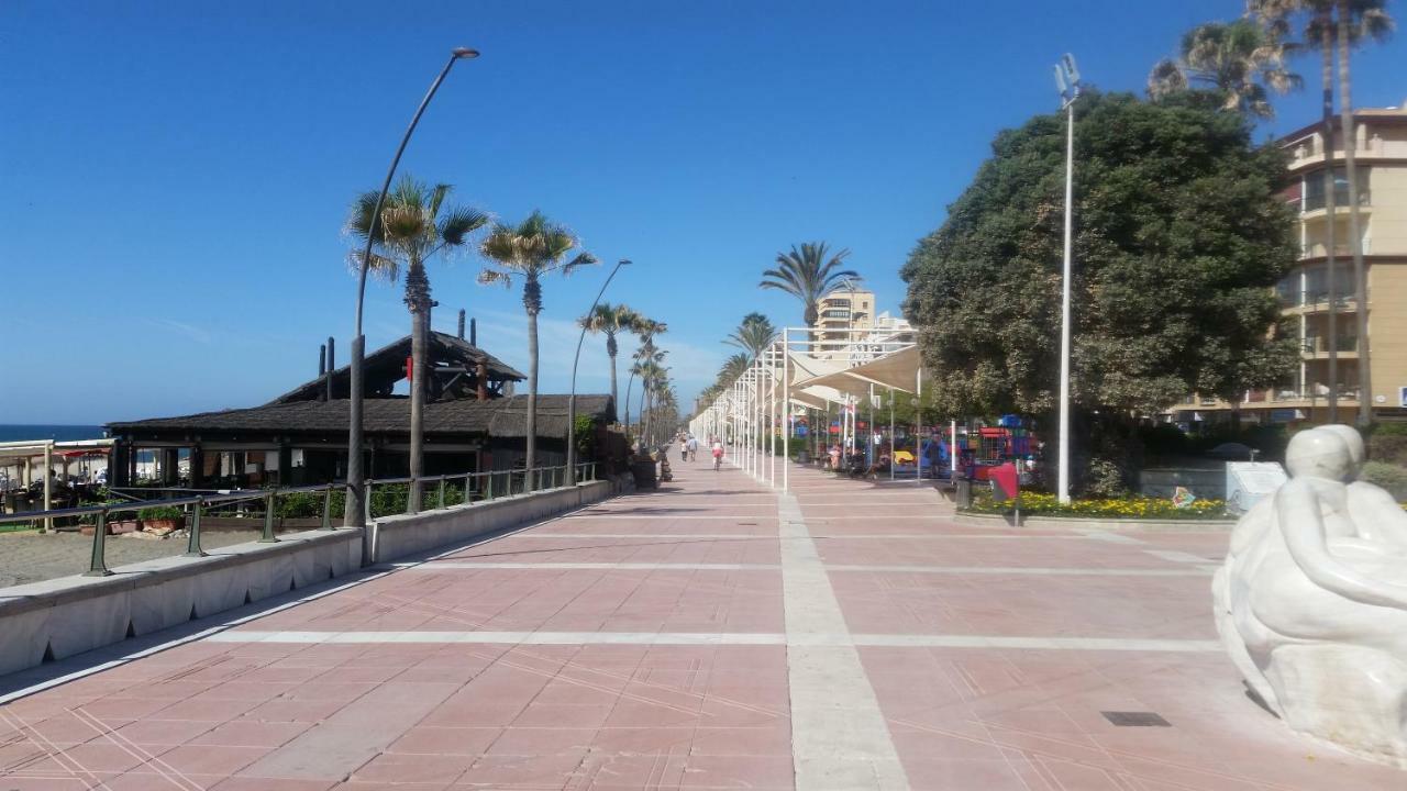 Puerto Deportivo Естепона Екстер'єр фото
